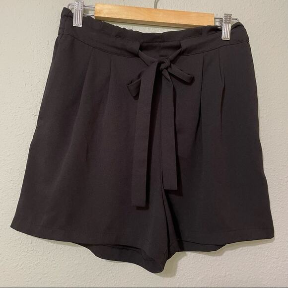 DR2 Daniel Rainn Black Tie Waist Dressy Shorts Womens M Stretch Beachy Casual - Picture 1 of 8